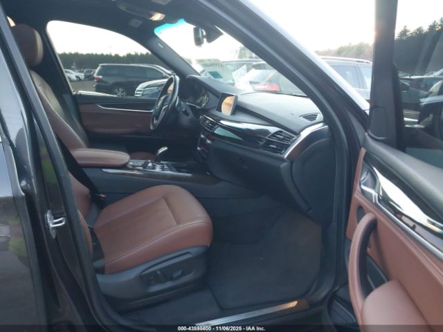 2018 BMW X5 5UXKR0C52J0X85319 Photo 4