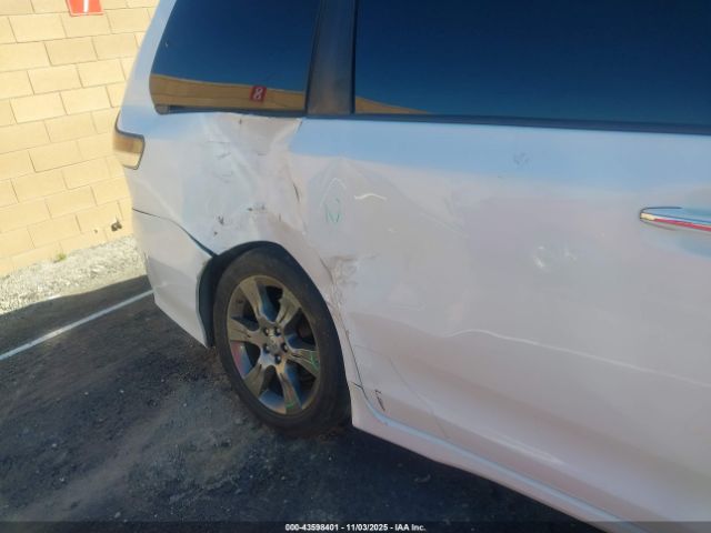 2015 TOYOTA SIENNA 5TDXK3DC3FS669576 Photo 5