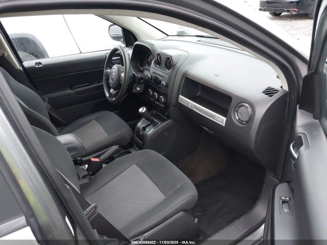 Jeep Compass 2014 1C4NJDBB6ED586261 Image 18