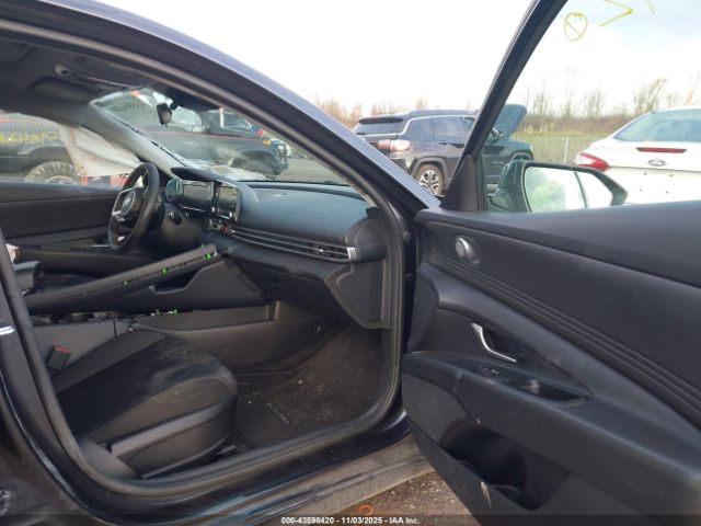 2021 HYUNDAI ELANTRA 5NPLN4AG0MH008741 Photo 4
