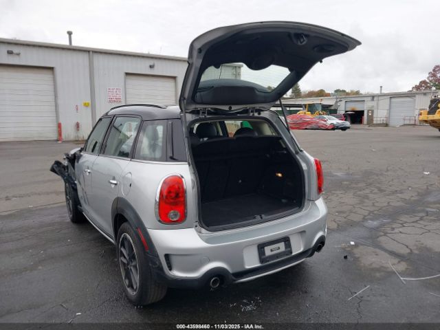2016 MINI COUNTRYMAN WMWZC5C50GWU01975 Photo 2