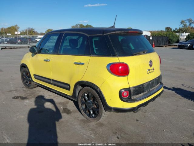 2017 FIAT 500L ZFBCFADH5HZ039579 Photo 2