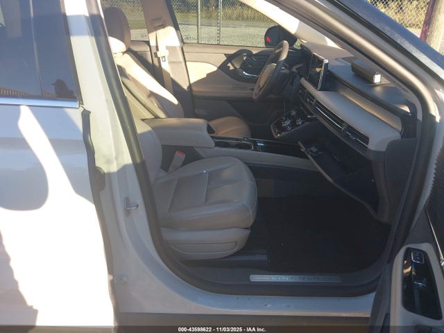 5LMCJ1C9XNUL29369 Lincoln gtdi