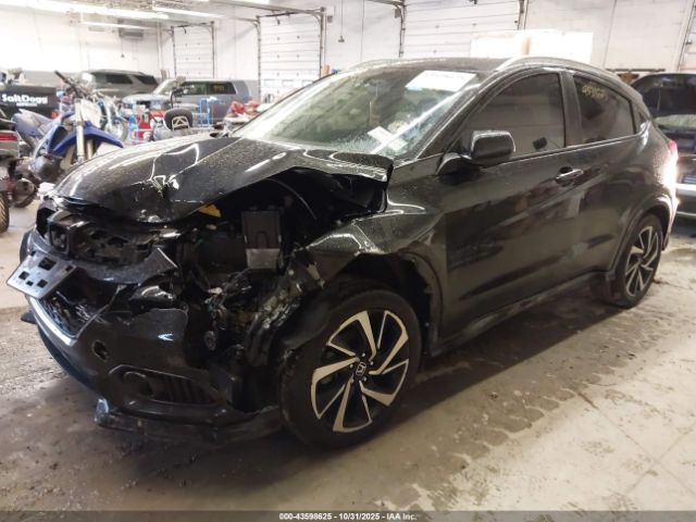 2019 HONDA HR-V 3CZRU6H13KG709557 Photo 1