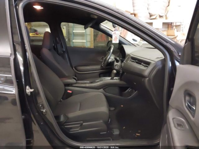 2019 HONDA HR-V 3CZRU6H13KG709557 Photo 4