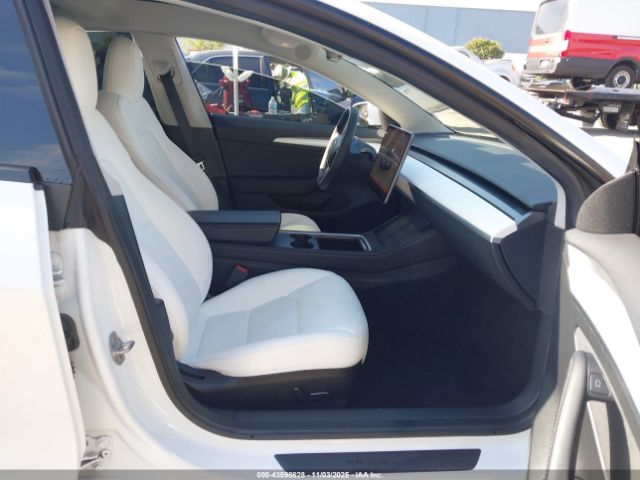 2023 TESLA MODEL 3 5YJ3E1EA6PF548747 Photo 4