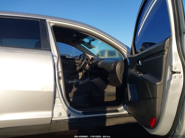 2012 KIA SPORTAGE KNDPBCA20C7318819 Photo 4