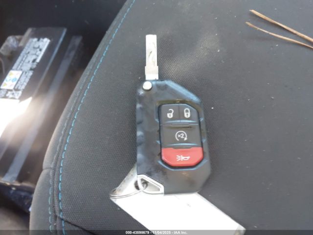 2023 JEEP WRANGLER 4XE 1C4JJXR67PW703314 Photo 10