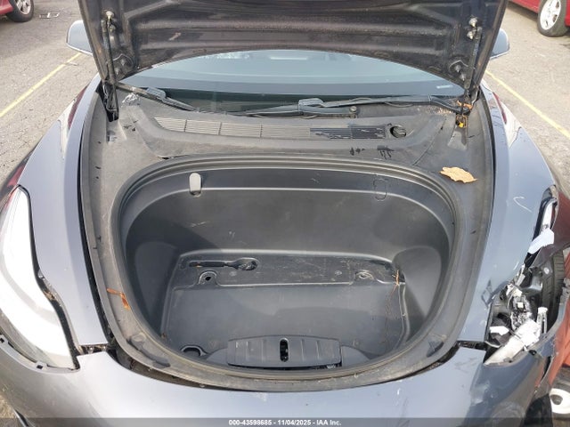 2019 TESLA MODEL 3 5YJ3E1EBXKF453481 Photo 9