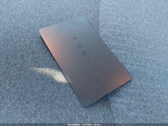 2019 TESLA MODEL 3 5YJ3E1EBXKF453481 Photo 10