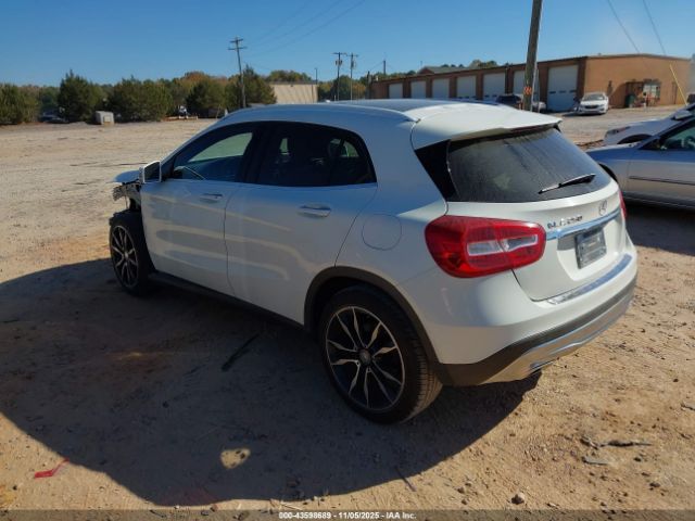 2016 MERCEDES-BENZ GLA 250 WDCTG4EB8GJ270800 Photo 2