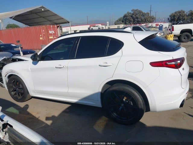 ZASPAKBN8L7C95531 Alfa Romeo Stelvio Ti Awd