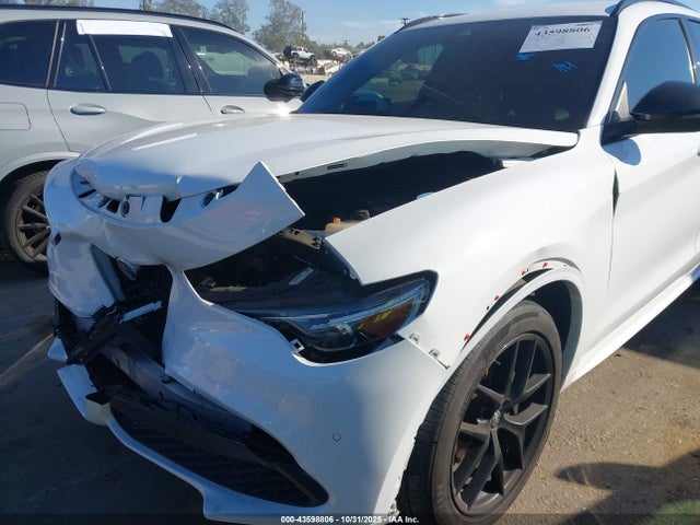 ZASPAKBN8L7C95531 Alfa Romeo Stelvio Ti Awd