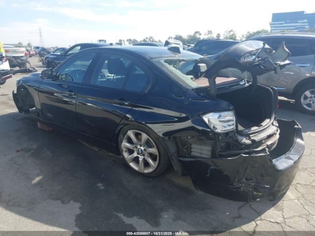 2015 BMW 320I WBA3B1G52FNT06334 Photo 2