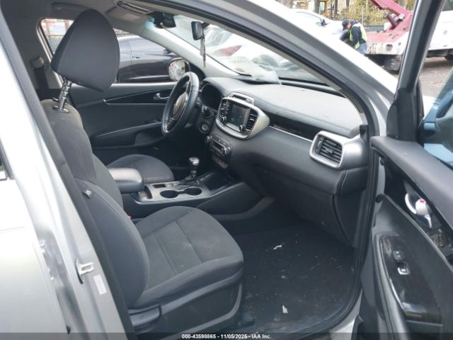 2019 KIA SORENTO 5XYPG4A33KG432587 Photo 4