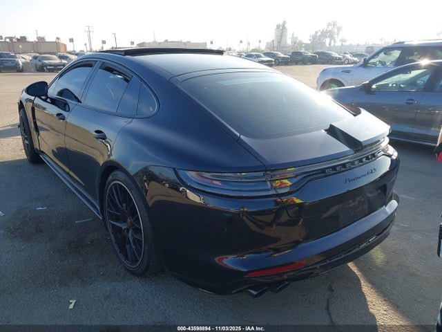 2022 PORSCHE PANAMERA WP0AG2A70NL135363 Photo 2