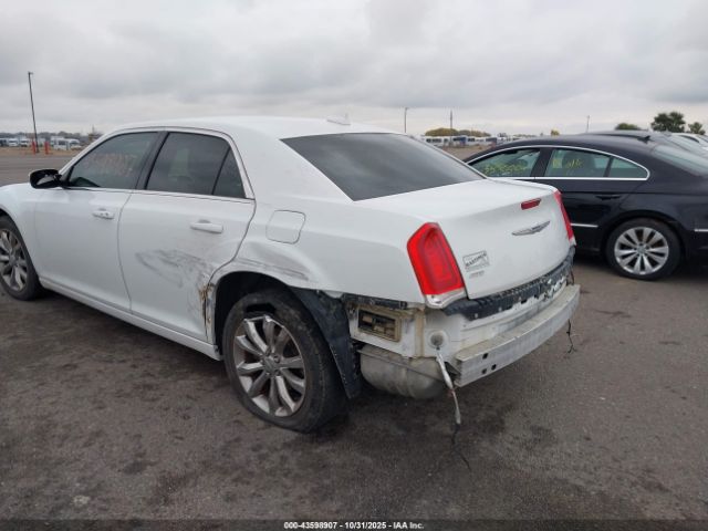 2015 CHRYSLER 300 2C3CCARG2FH746890 Photo 5