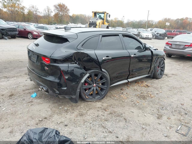 2019 JAGUAR F-PACE SADCZ2EE3KA615498 Photo 3