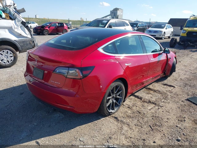 2019 TESLA MODEL 3 5YJ3E1EB6KF440520 Photo 3