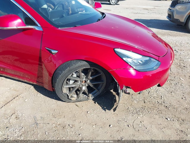 2019 TESLA MODEL 3 5YJ3E1EB6KF440520 Photo 5