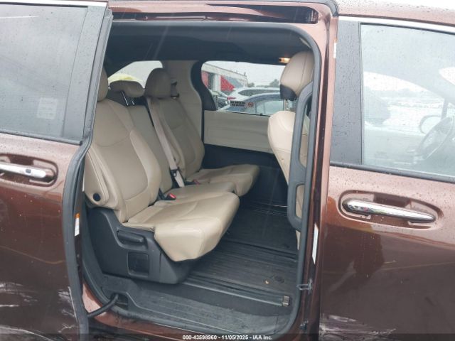 2021 TOYOTA SIENNA 5TDJRKEC6MS020054 Photo 7