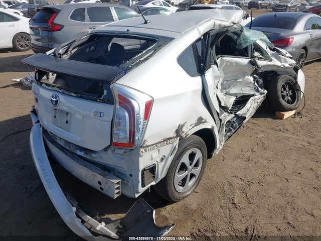 JTDKN3DUXF0430233 Toyota Prius