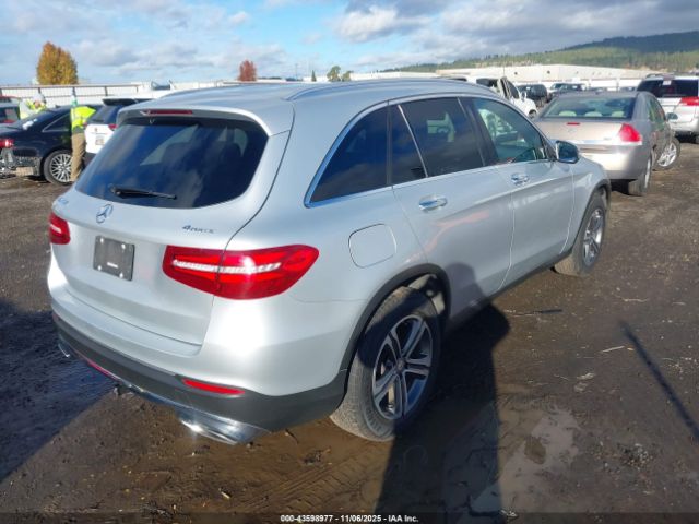 2017 MERCEDES-BENZ GLC 300 WDC0G4KB7HF143192 Photo 3