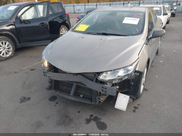 2017 CHEVROLET VOLT 1G1RC6S50HU152951 Photo 5