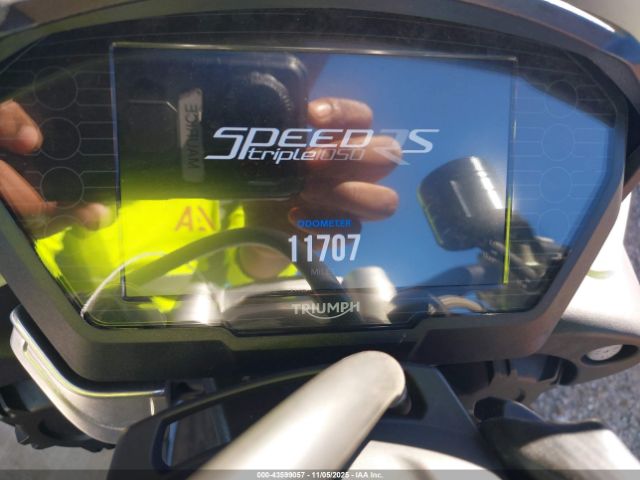 2019 TRIUMPH MOTORCYCLE SPEED TRIPLE SMTN53P46KJ916911 Photo 6