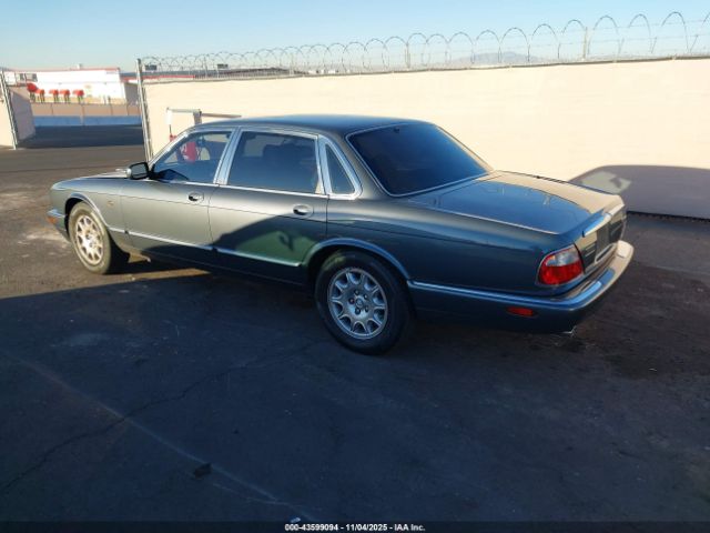 2000 JAGUAR XJ8 SAJDA14C7YLF14015 Photo 2