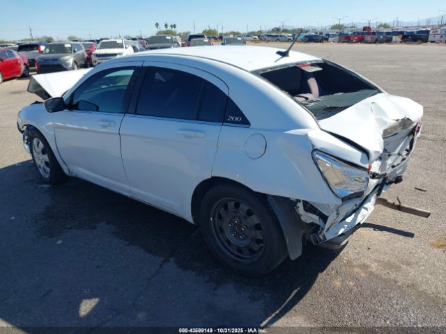 2014 CHRYSLER 200 1C3CCBAB8EN207606 Photo 2