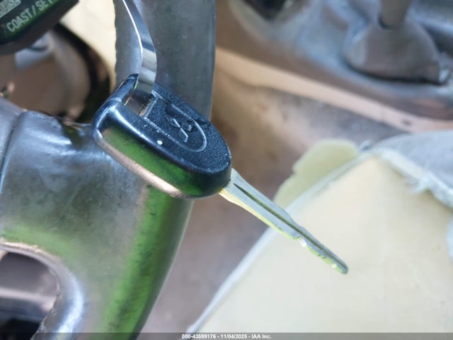 2001 MITSUBISHI MONTERO SPORT JA4MT41R41P049721 Photo 10