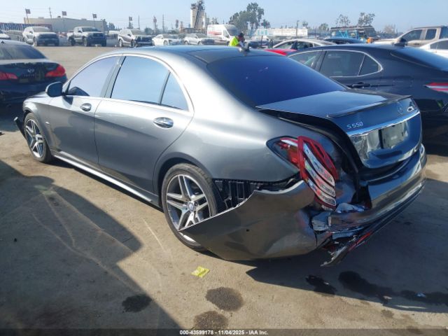 2017 MERCEDES-BENZ S 550 WDDUG8CB1HA308248 Photo 2