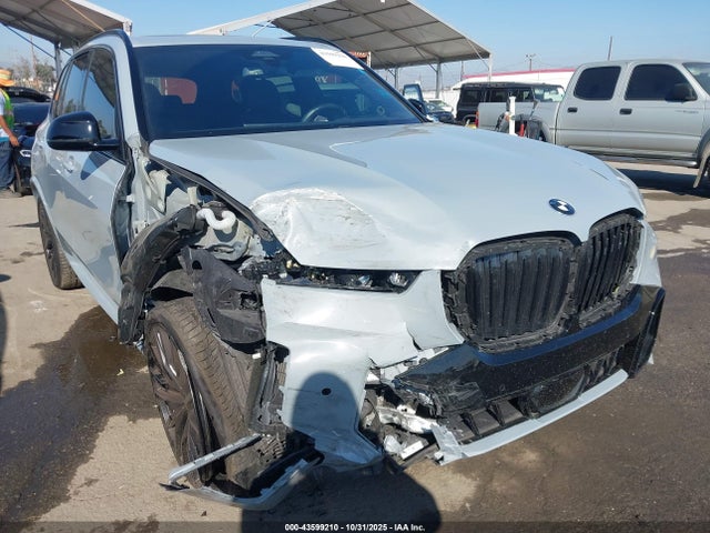 5UX23EU03R9V18599 BMW X5 Xdrive40i