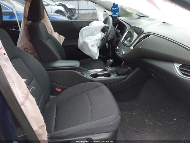1G1ZF5SX5GF186342 Chevrolet MALIBU 2LT
