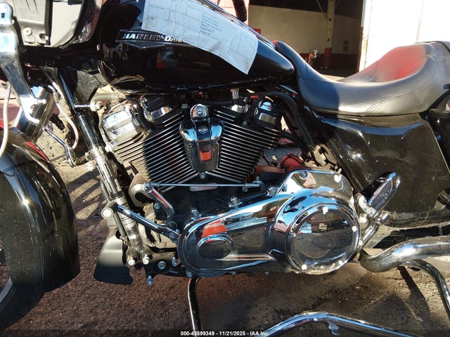 2023 HARLEY-DAVIDSON FLTRX 1HD1KHC10PB661316 Photo 8