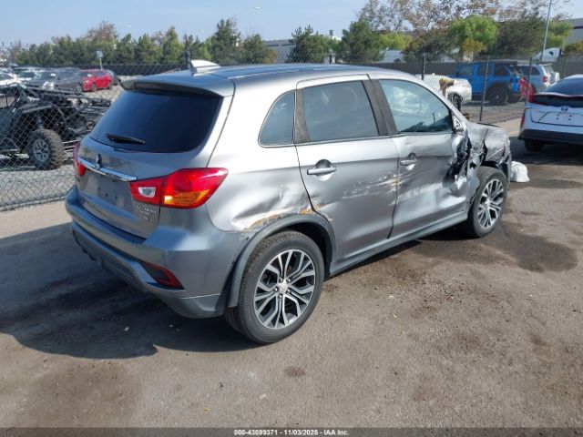 2018 MITSUBISHI OUTLANDER SPORT JA4AP3AW0JU002887 Photo 3
