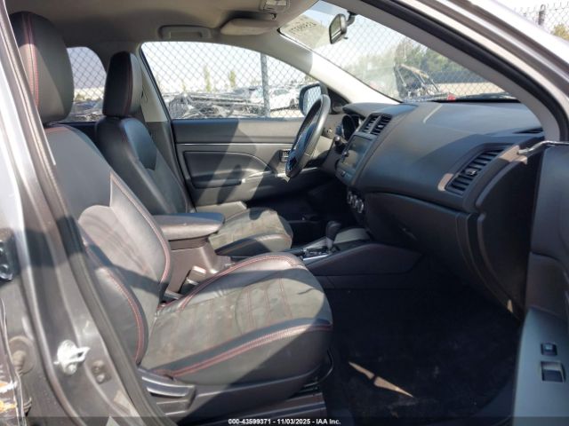 2018 MITSUBISHI OUTLANDER SPORT JA4AP3AW0JU002887 Photo 4