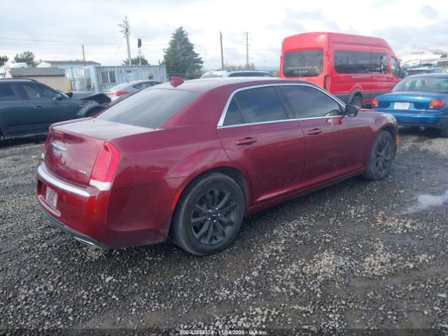 2018 CHRYSLER 300 2C3CCARG7JH338684 Photo 3