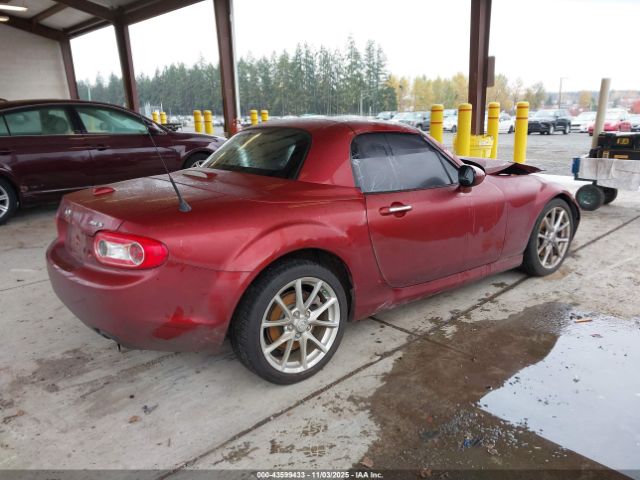 2011 MAZDA MX-5 MIATA JM1NC2PF1B0215425 Photo 3