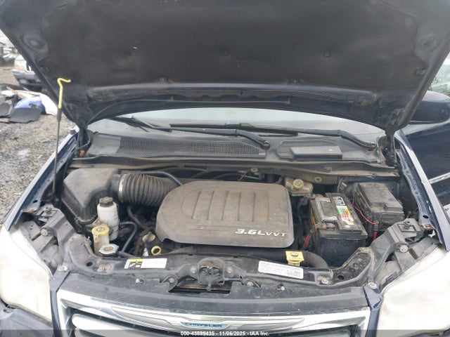 2C4RC1BG7ER383186 Chrysler Town &amp; Country Touring