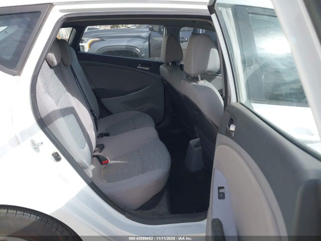 KMHCT5AEXGU246032 Hyundai ACCENT SE