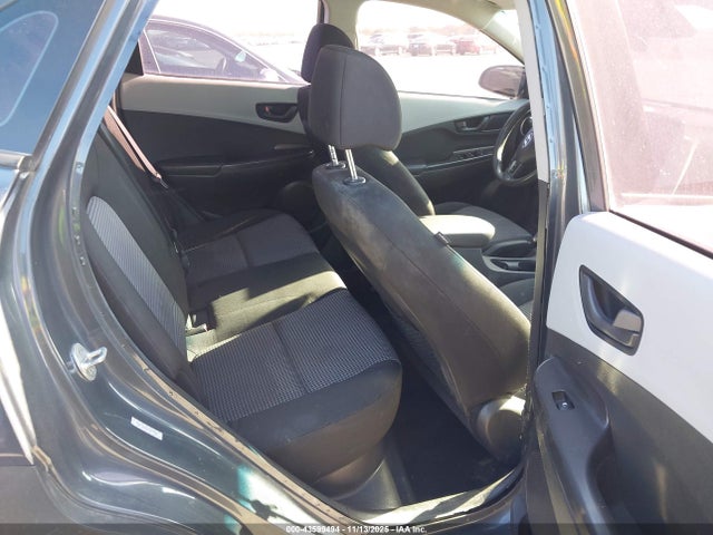 Hyundai Kona Se 2019 KM8K12AA4KU271725 Image 8