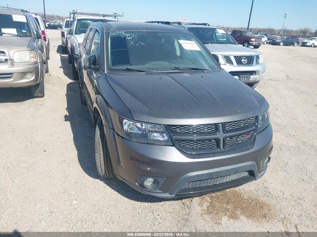 3C4PDCBB8KT773159 Dodge JOURNEY SE