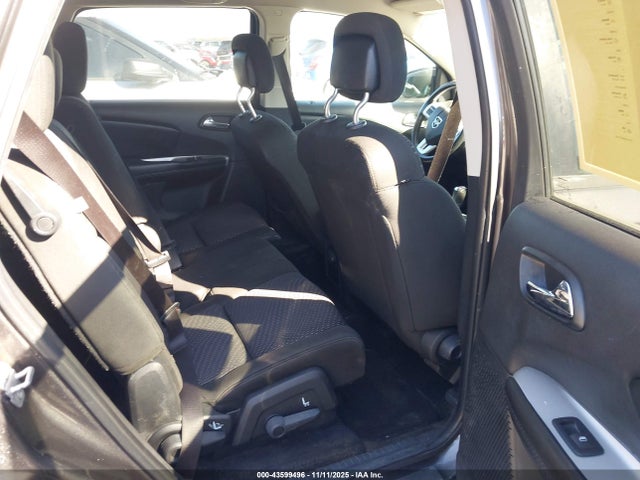 3C4PDCBB8KT773159 Dodge JOURNEY SE