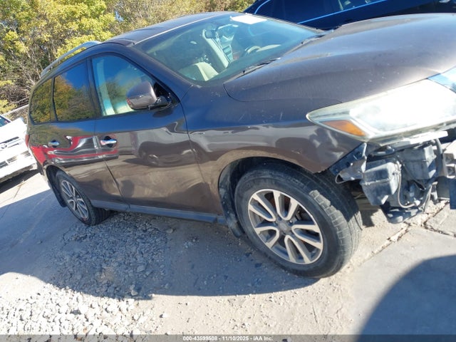 5N1AR2MNXGC624825 Nissan Pathfinder S