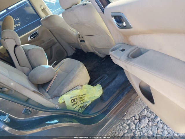 5N1AR2MNXGC624825 Nissan Pathfinder S