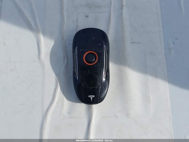 43599547 :رقم المزاد ، 5YJSA1E26GF162474 vin ، 2016 Tesla Model S 60d/70d/75d/85d/90d مزاد بيع