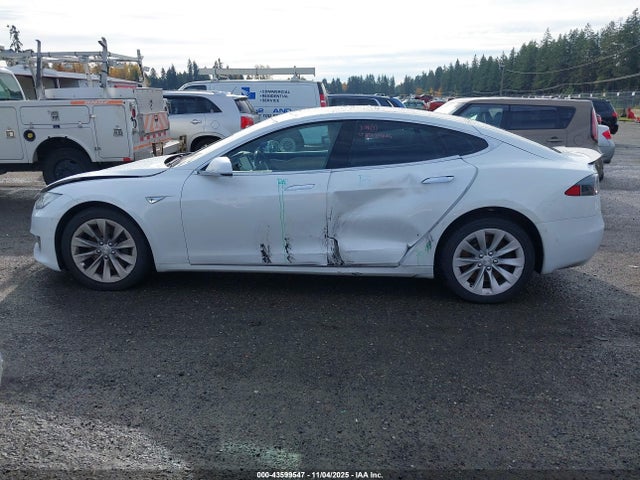 43599547 :رقم المزاد ، 5YJSA1E26GF162474 vin ، 2016 Tesla Model S 60d/70d/75d/85d/90d مزاد بيع