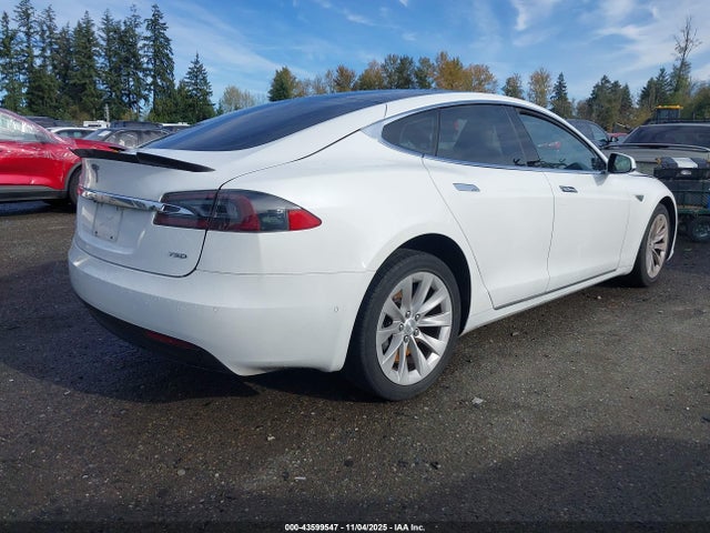 43599547 :رقم المزاد ، 5YJSA1E26GF162474 vin ، 2016 Tesla Model S 60d/70d/75d/85d/90d مزاد بيع